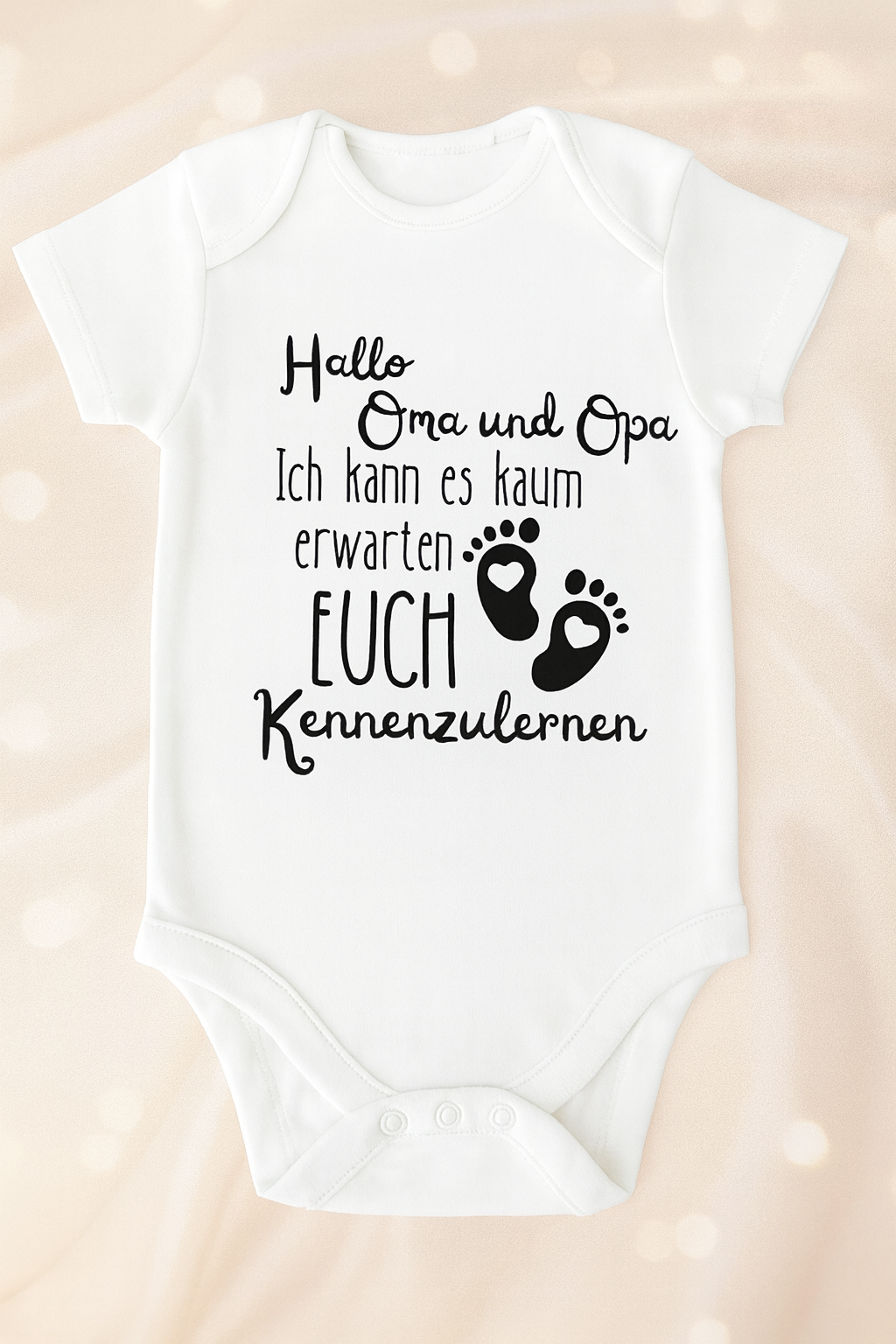 Babybody „Hallo Oma und Opa“ – Süßer Strampler für Enkelkinder aus 100% Baumwolle