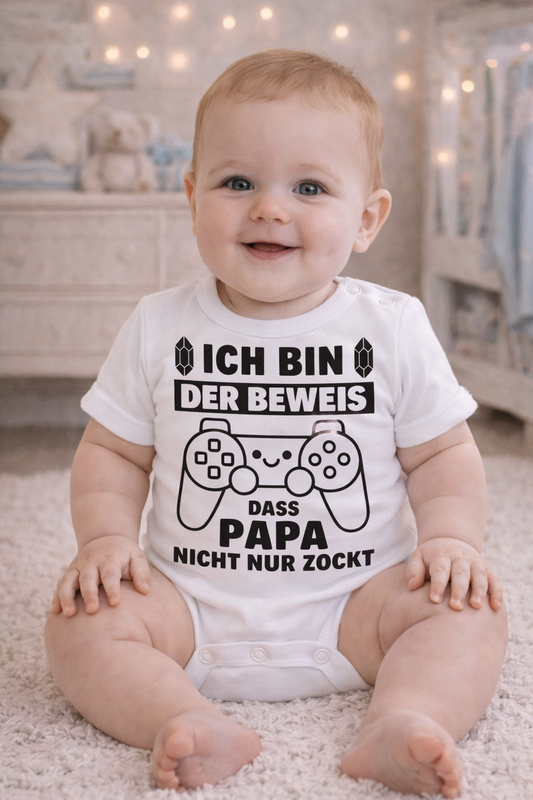 Babybody „Ich bin der Beweis, dass Papa nicht nur zockt“ – Lustiger Strampler aus 100% Baumwolle