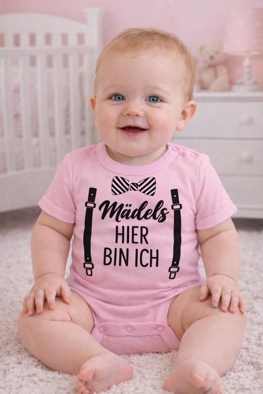 Babybody „Mädels, hier bin ich“ – Lustiger Strampler für Jungen aus 100% Baumwolle