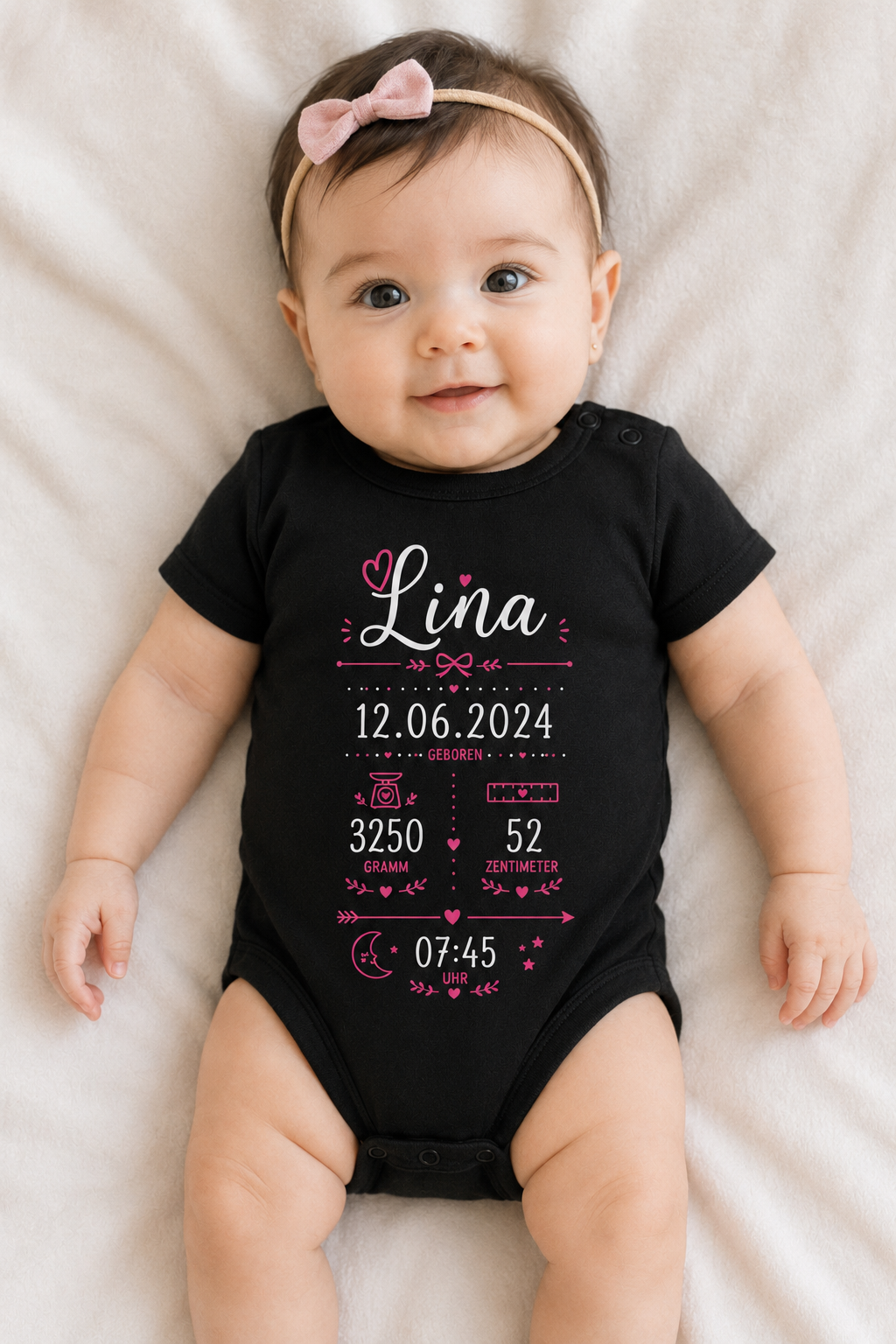Personalisierter Babybody mit Geburtsdaten, Name und liebevollem Design